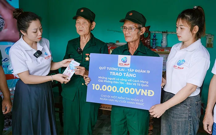 Nhat Vip - Hỗ trợ khách hàng 24/7